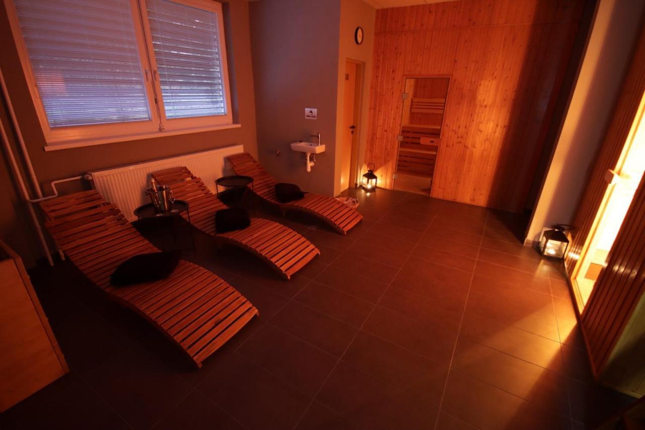 Hotel Banik Nitrianske Rudno Dış mekan fotoğraf