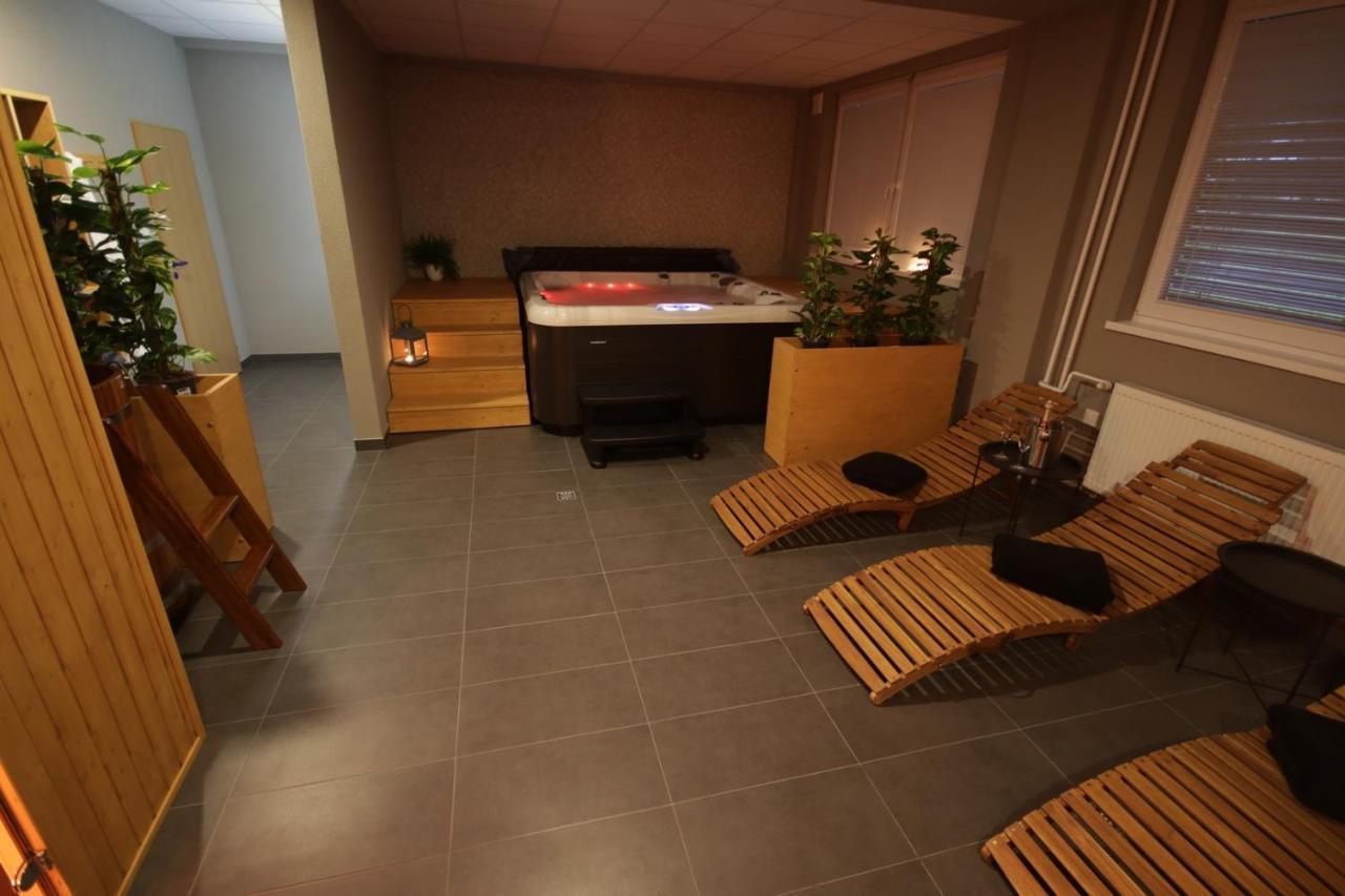 Hotel Banik Nitrianske Rudno Dış mekan fotoğraf